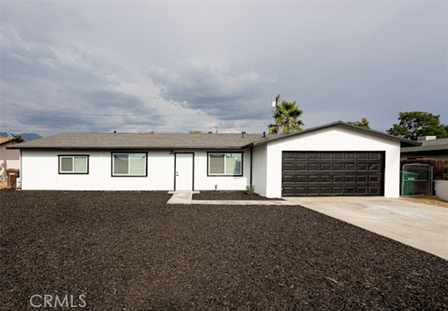 Detail Gallery Image 1 of 26 For 7877 Dundee Ave, Highland,  CA 92346 - 5 Beds | 2 Baths