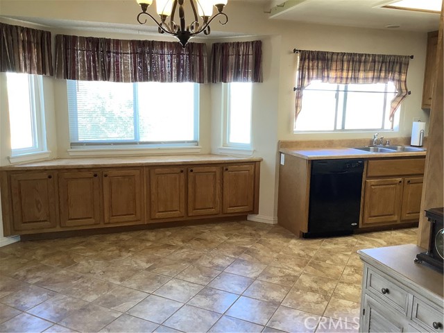 10578 Jamul Road, Apple Valley CA: https://media.crmls.org/medias/a1ce7521-cddc-4fe0-a847-775363054d4d.jpg