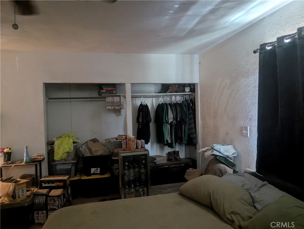 https://media.crmls.org/medias/a1cea086-c477-4e58-b2fb-8aa54e885d7a.jpg?preset=X-Large