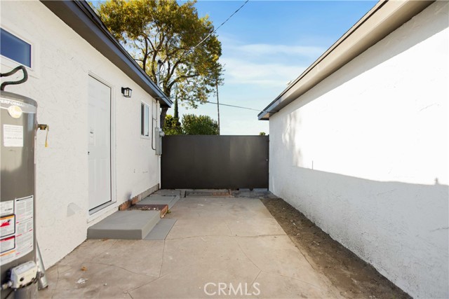 Detail Gallery Image 26 of 27 For 5201 Anahurst, South Gate,  CA 90280 - 3 Beds | 2 Baths