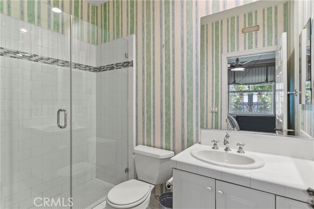 Detail Gallery Image 34 of 54 For 23 Boardwalk, Newport Beach,  CA 92660 - 6 Beds | 4/2 Baths