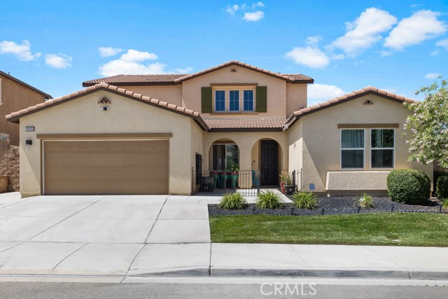 Detail Gallery Image 1 of 45 For 18005 Ribwort Rd, San Bernardino,  CA 92407 - 5 Beds | 3/1 Baths