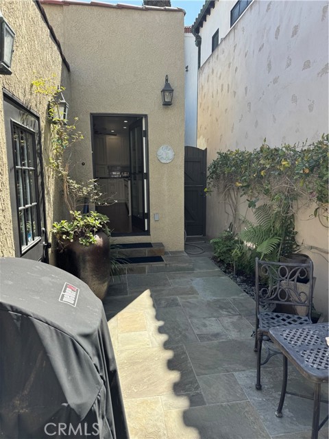 Detail Gallery Image 16 of 16 For 51 Angelo Walk, Long Beach,  CA 90803 - 2 Beds | 1 Baths