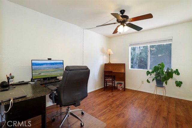 Detail Gallery Image 19 of 31 For 21424 Angela Yvonne Ave, Saugus,  CA 91350 - 4 Beds | 2/1 Baths