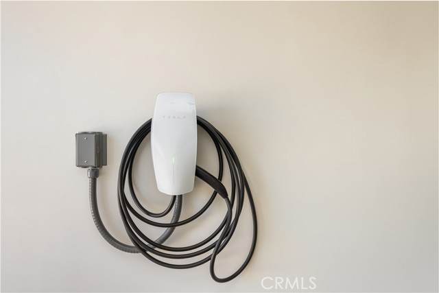 2134 Orange Avenue, Costa Mesa CA: https://media.crmls.org/medias/a1d17404-ce82-4f39-a46a-139957ea61aa.jpg