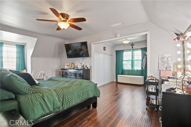 3985 Palm Avenue, Lynwood CA: https://media.crmls.org/medias/a1d1ac94-f1ec-480d-9c02-d03ceb83aa2f.jpg