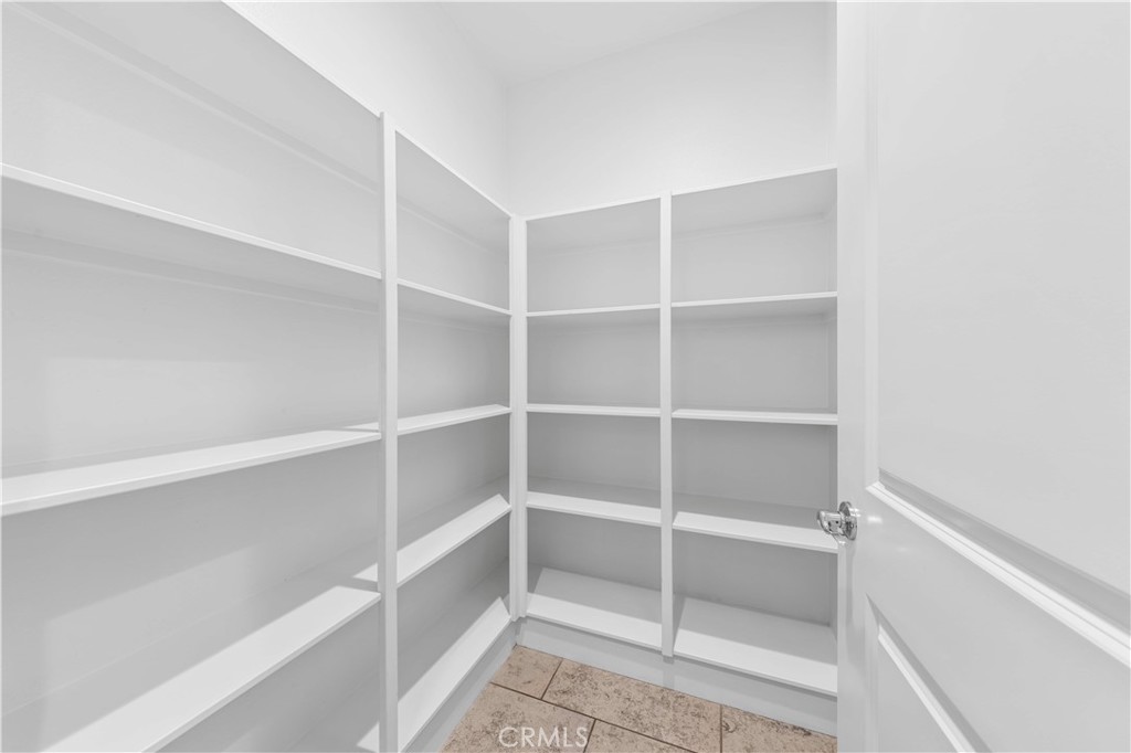 MLS #OC25277279 image #33