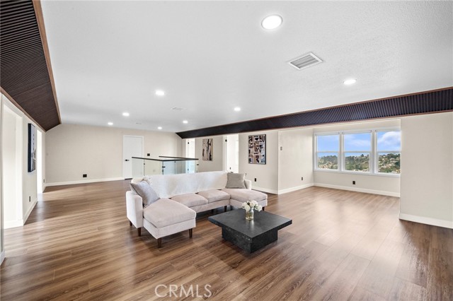 22621 Ridge Line Road, Diamond Bar CA: https://media.crmls.org/medias/a1d228e9-fb68-4538-b58d-1f6eddd8239c.jpg
