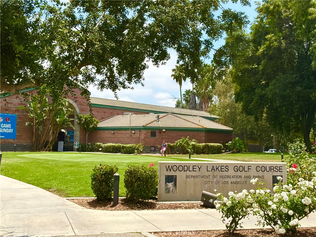 https://media.crmls.org/medias/a1d236d6-a3d7-4f0b-9bde-3ca9a4650e07.jpg?preset=X-Large