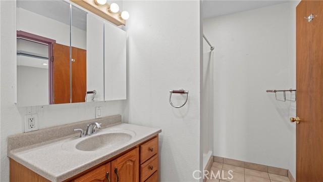 Detail Gallery Image 38 of 69 For 19383 Stonegate Rd, Hidden Valley Lake,  CA 95467 - 4 Beds | 3 Baths