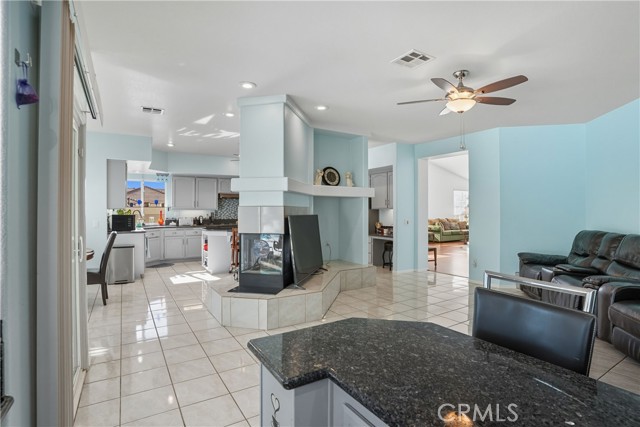 29087 Slumpstone Street, Nuevo CA: https://media.crmls.org/medias/a1d274d3-28ad-45f3-a705-2939cf77bb1a.jpg