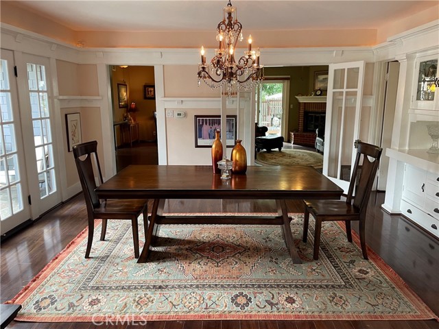 Foyer/ Dining Room