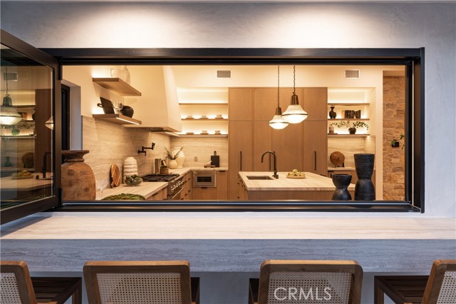 Detail Gallery Image 11 of 50 For 1524 Dolphin Ter, Corona Del Mar,  CA 92625 - 3 Beds | 3/1 Baths