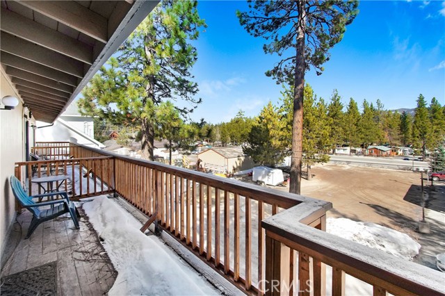 Detail Gallery Image 12 of 17 For 41764 Brownie Ln, Big Bear Lake,  CA 92315 - 2 Beds | 2 Baths