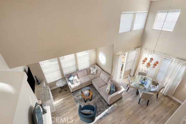 17 Auvergne, Newport Coast CA: https://media.crmls.org/medias/a1d60f68-6d00-414d-8e34-ebc27debe079.jpg