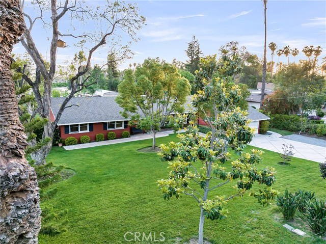 2886 Mcallister Street, Riverside CA: https://media.crmls.org/medias/a1d68264-9453-403c-82ee-1c214b8e4536.jpg