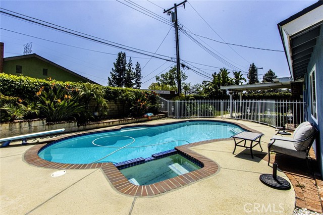 Detail Gallery Image 29 of 32 For 1830 Hawkbrook Dr, San Dimas,  CA 91773 - 4 Beds | 2/1 Baths