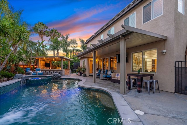 14131 Apple Grove Court, Eastvale CA: https://media.crmls.org/medias/a1d7bd45-0909-4bf5-b28d-b39bb0b09e64.jpg