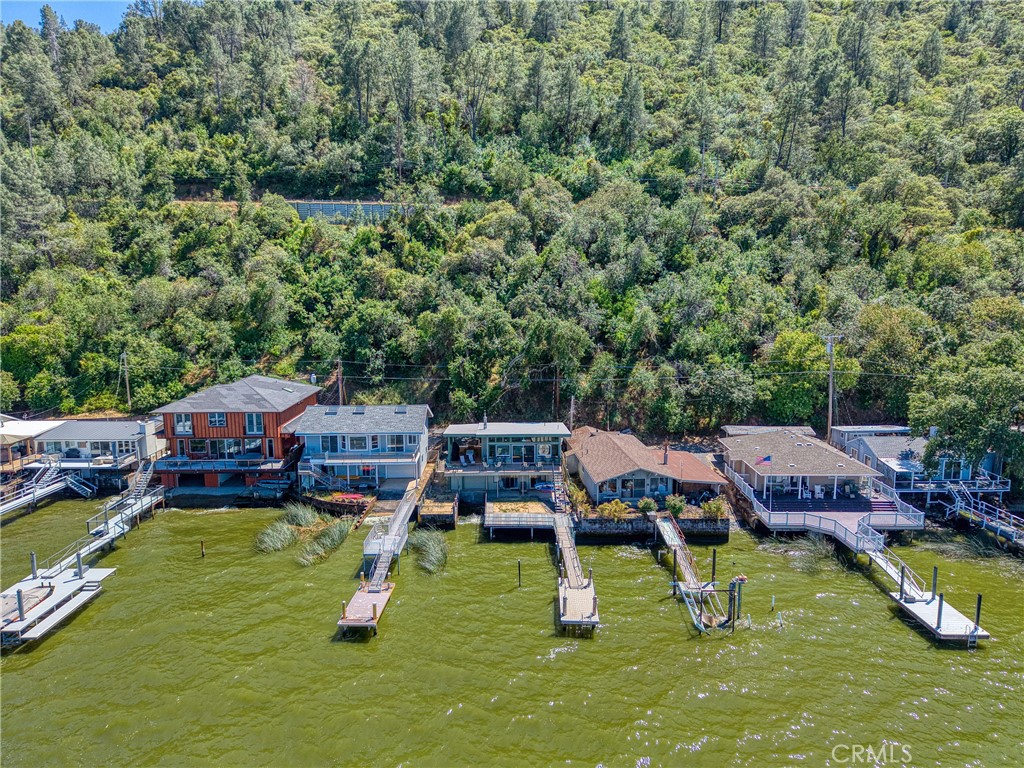 https://media.crmls.org/medias/a1d7fcef-a02b-4742-ab85-0b2a6aabc478.jpg?preset=X-Large