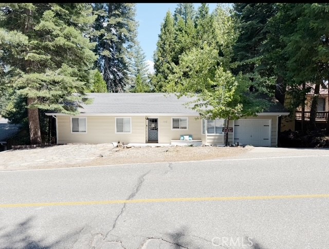 Detail Gallery Image 1 of 42 For 910 Clifford Dr, Almanor,  CA 96137 - 3 Beds | 2 Baths