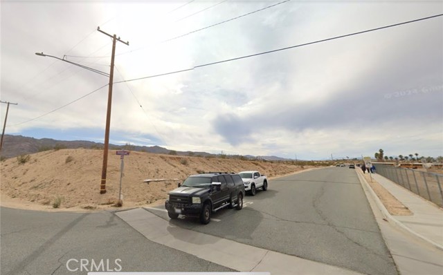 6181311 Mesquite Springs Road, 29 Palms CA: https://media.crmls.org/medias/a1d831a2-deae-49c1-bb2c-d07fa325b9c9.jpg