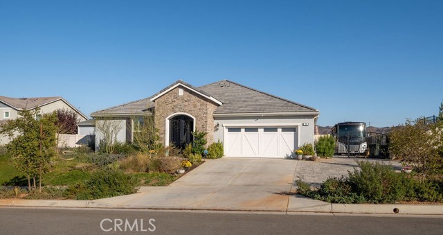 Detail Gallery Image 2 of 42 For 124 Jacinto Ranches Ln, Redlands,  CA 92374 - 4 Beds | 3 Baths