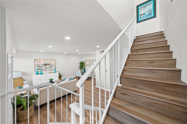 Detail Gallery Image 14 of 34 For 1506 Prospect #B,  San Gabriel,  CA 91776 - 3 Beds | 3 Baths