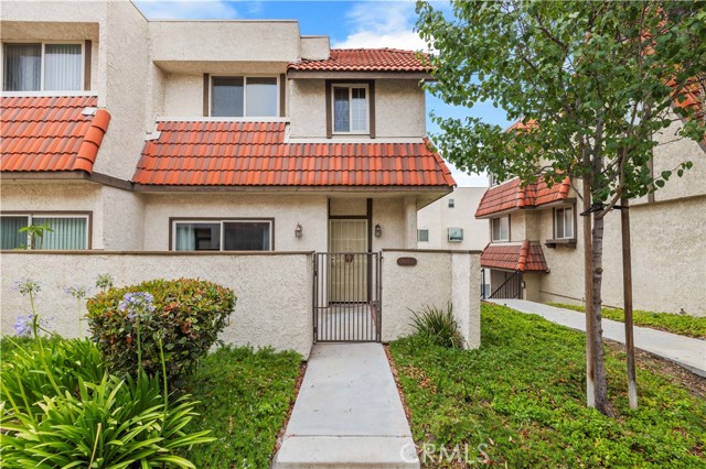 17955 River CIR Unit: 4
