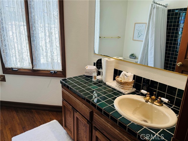 87 Rivo Alto Canal, Long Beach CA: https://media.crmls.org/medias/a1db96a1-c1f5-4ab0-aa00-c5ef8360d52b.jpg