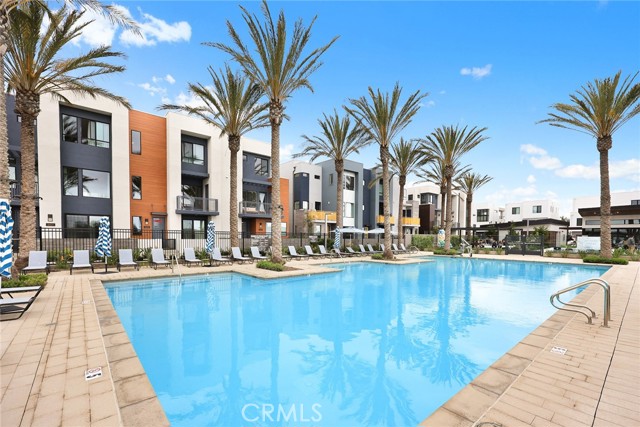 16321 Dawn Way, Tustin CA: https://media.crmls.org/medias/a1dbdb42-0018-4784-a7ca-0f09e2ed2d1d.jpg