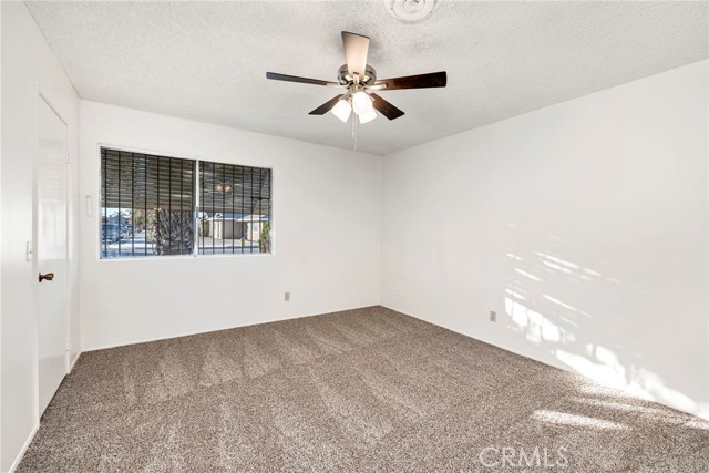 1258 Turquoise, Hemet CA: https://media.crmls.org/medias/a1dc089a-48c2-4cb4-a9e3-df92a37e1c97.jpg