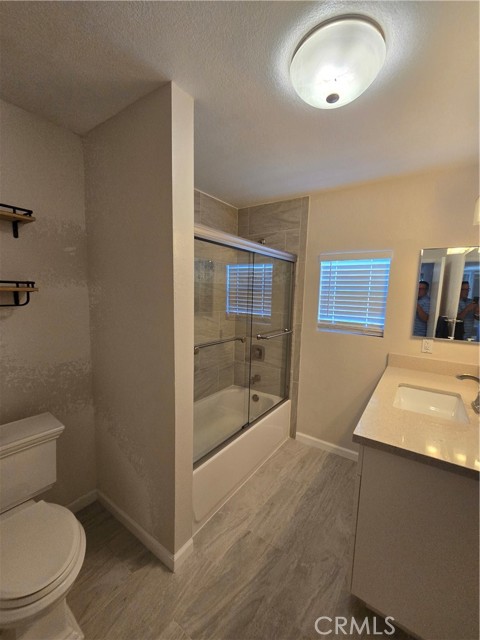 Detail Gallery Image 17 of 31 For 2059 Summit Dr, Escondido,  CA 92025 - 3 Beds | 2 Baths