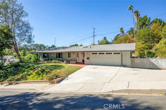 Detail Gallery Image 1 of 33 For 12021 Bambi Pl, Granada Hills,  CA 91344 - 3 Beds | 3 Baths