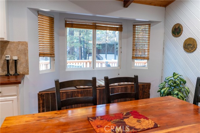 Detail Gallery Image 11 of 44 For 488 Division Dr, Big Bear City,  CA 92314 - 3 Beds | 2/1 Baths