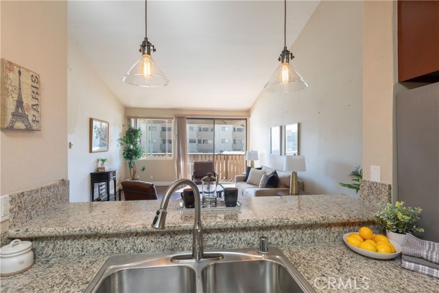 Detail Gallery Image 10 of 27 For 4170 Elm Ave #317,  Long Beach,  CA 90807 - 2 Beds | 2 Baths