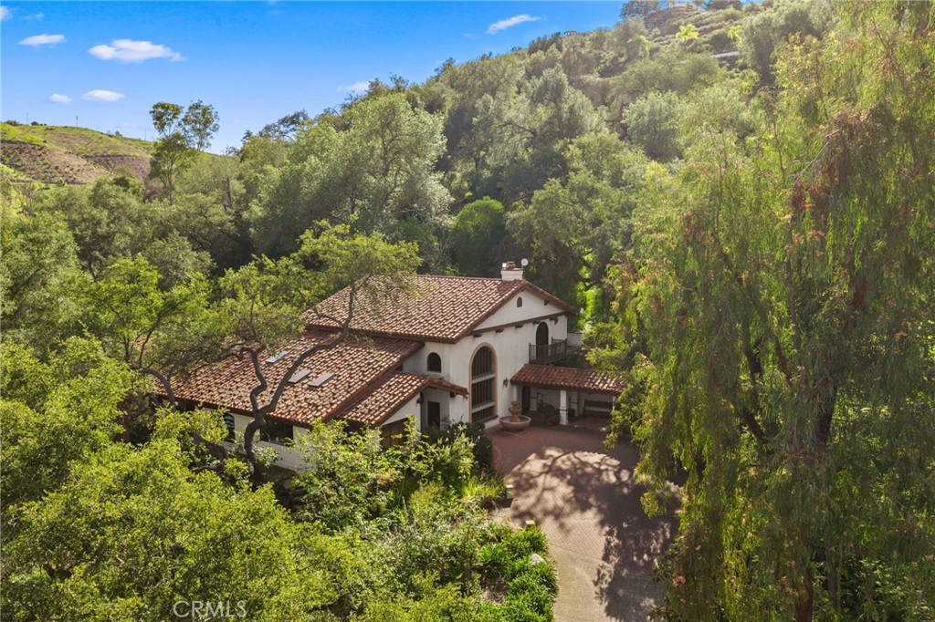 25805 Avenida Del Oro