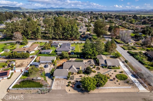 Detail Gallery Image 2 of 72 For 340 N Las Flores Dr, Nipomo,  CA 93444 - 4 Beds | 3 Baths