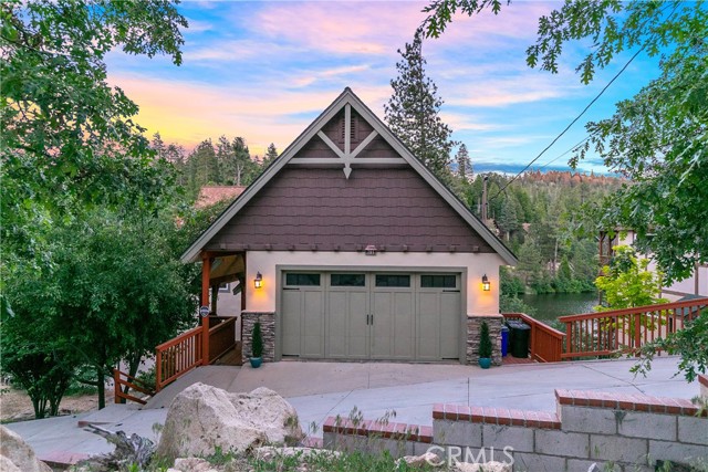 Detail Gallery Image 34 of 42 For 781 Brentwood Dr, Lake Arrowhead,  CA 92352 - 5 Beds | 3/1 Baths