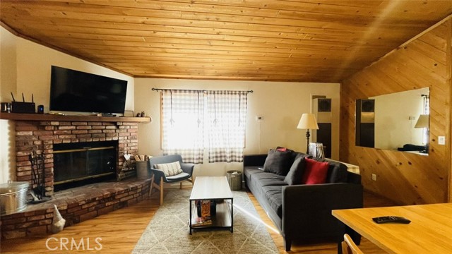 Detail Gallery Image 24 of 44 For 921 Wendy Ave, Big Bear City,  CA 92314 - 2 Beds | 2 Baths