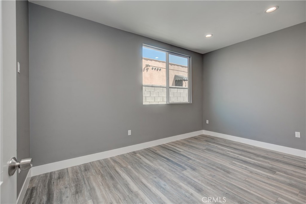 MLS #SB25170693 img 25