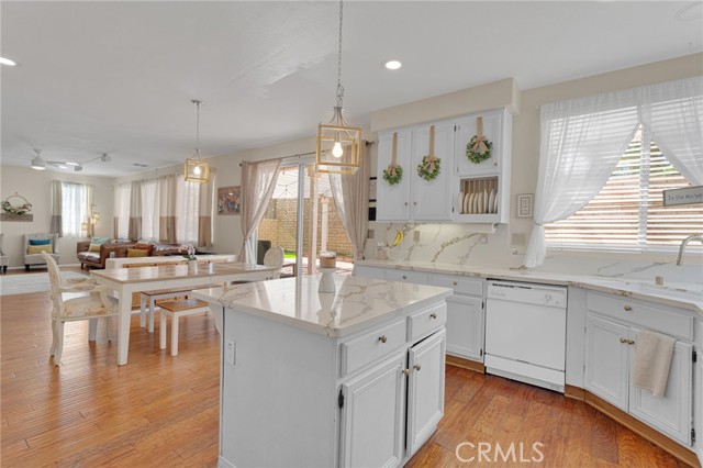 Detail Gallery Image 20 of 47 For 42257 Sand Palm Way, Lancaster,  CA 93536 - 4 Beds | 3 Baths