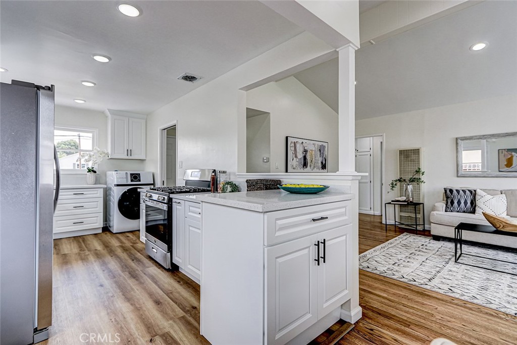 22005 Palos Verdes Boulevard
