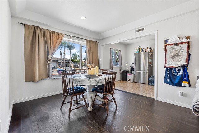 Detail Gallery Image 4 of 36 For 1627 Broad Ave, Wilmington,  CA 90744 - – Beds | – Baths