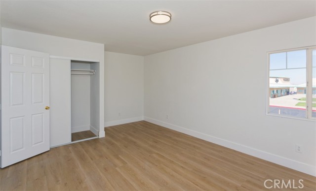 Detail Gallery Image 17 of 38 For 12596 Glen Canyon, Victorville,  CA 92395 - 5 Beds | 3 Baths