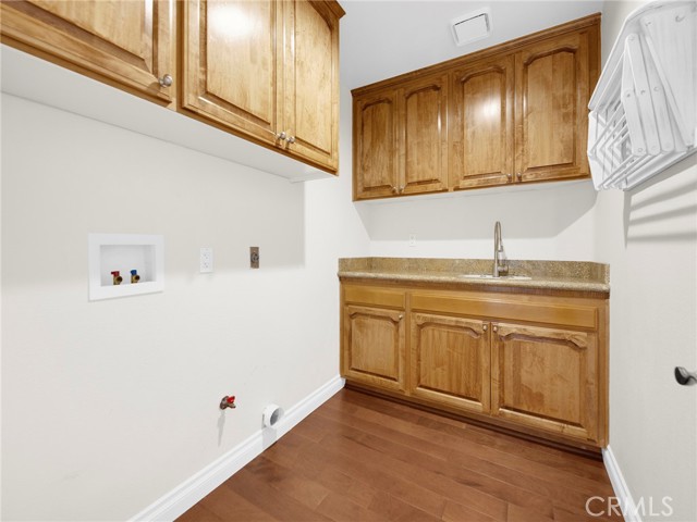 125 Heath Meadow Place, Simi Valley CA: https://media.crmls.org/medias/a1e43968-1e7b-4a04-93cd-047ddbc8408e.jpg