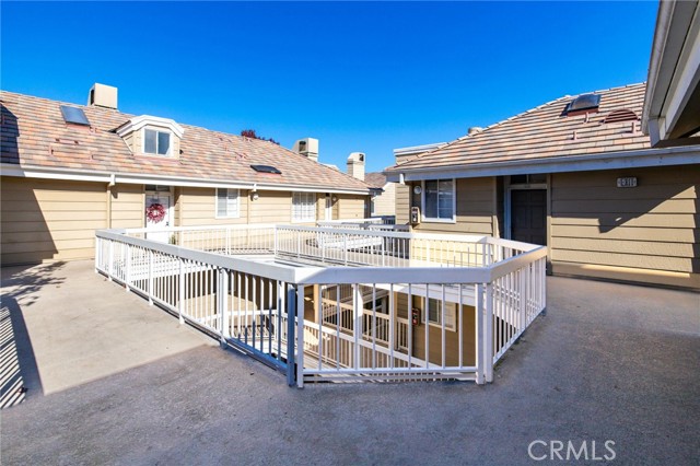 Detail Gallery Image 2 of 15 For 20371 Bluffside Cir #407,  Huntington Beach,  CA 92646 - 0 Beds | 1 Baths