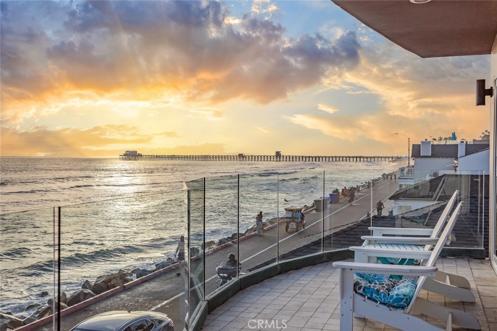 516 S The Strand, Oceanside, CA 92054