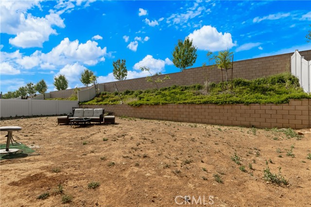28341 Heather Green Way, Menifee CA: https://media.crmls.org/medias/a1e4bdfd-58cf-4e70-9c31-e73bcfbac5c5.jpg