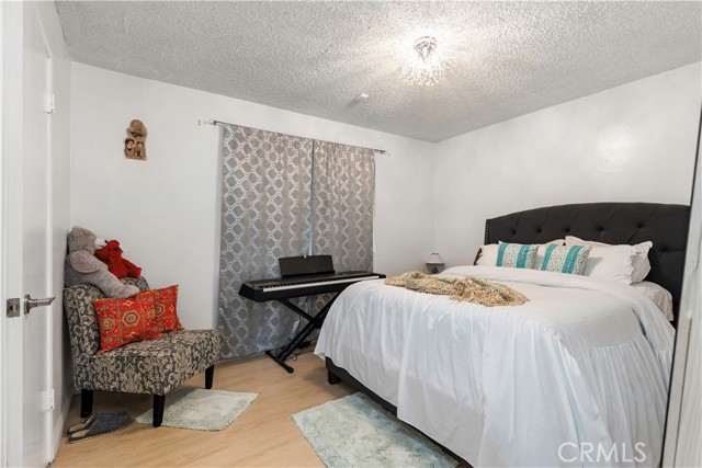 Detail Gallery Image 17 of 38 For 3505 Kennedy, Bakersfield,  CA 93309 - 4 Beds | 3 Baths