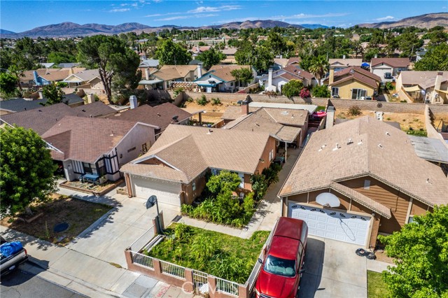 Detail Gallery Image 32 of 37 For 2810 Juniper Dr, Palmdale,  CA 93550 - 3 Beds | 3 Baths